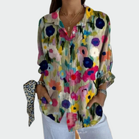 Camisa estilosa com estampa floral
