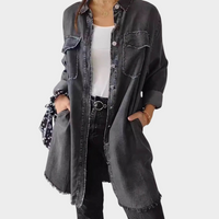 Camisa de ganga com mangas longas e colarinho clássico