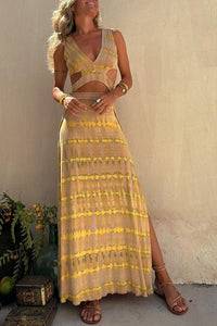 Bianca – Vestido com Design Ousado e Decote Profundo