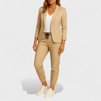 Gabriela - Conjunto Elegante com Casaco e Calças