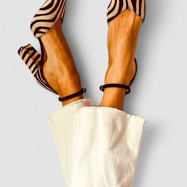 Zebrina™ | Sandálias com salto médio e padrão de zebra