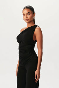 Lúcia Ember  – Conjunto Elegante Ember com Corte Assimétrico