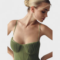 Élodie - O vestido que conquista com elegância