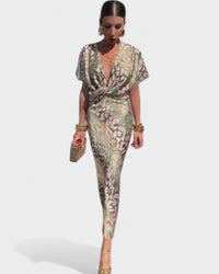 Constança | Vestido Floral com Plissado e Decote V