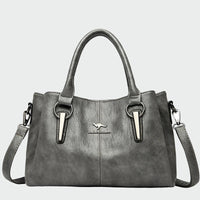 Bolsa de ombro elegante atemporal