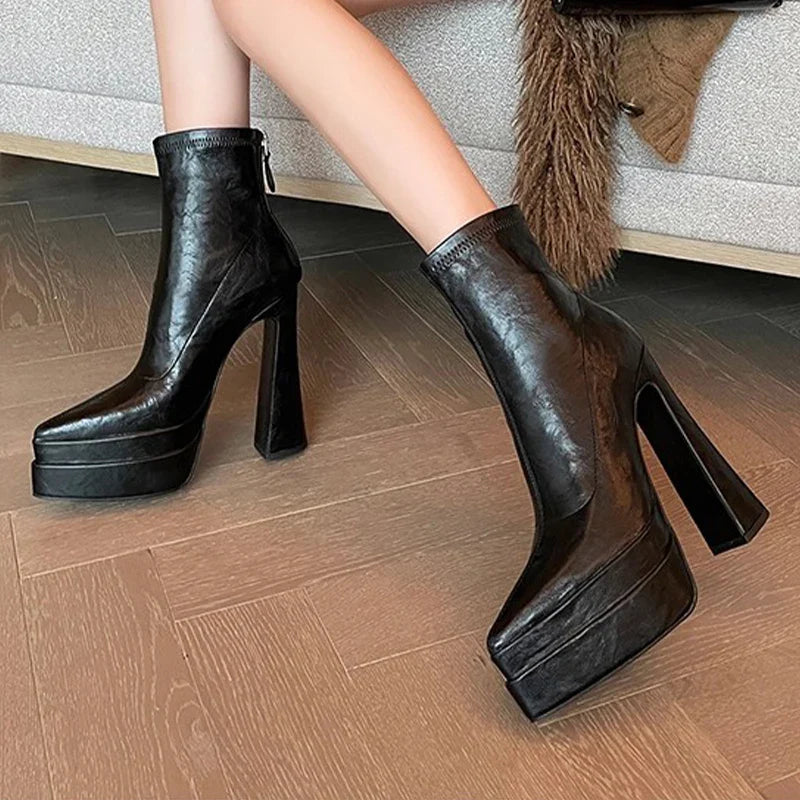 Andrea – O toque de luxo que transforma o seu look