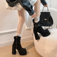 Amalia – Botas de estilo urbano com personalidade e confiança