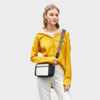 Lia - Bolsa de ombro refinada