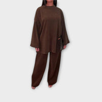 Ingrid – Conjunto Plus Size de Estilo Acanalado